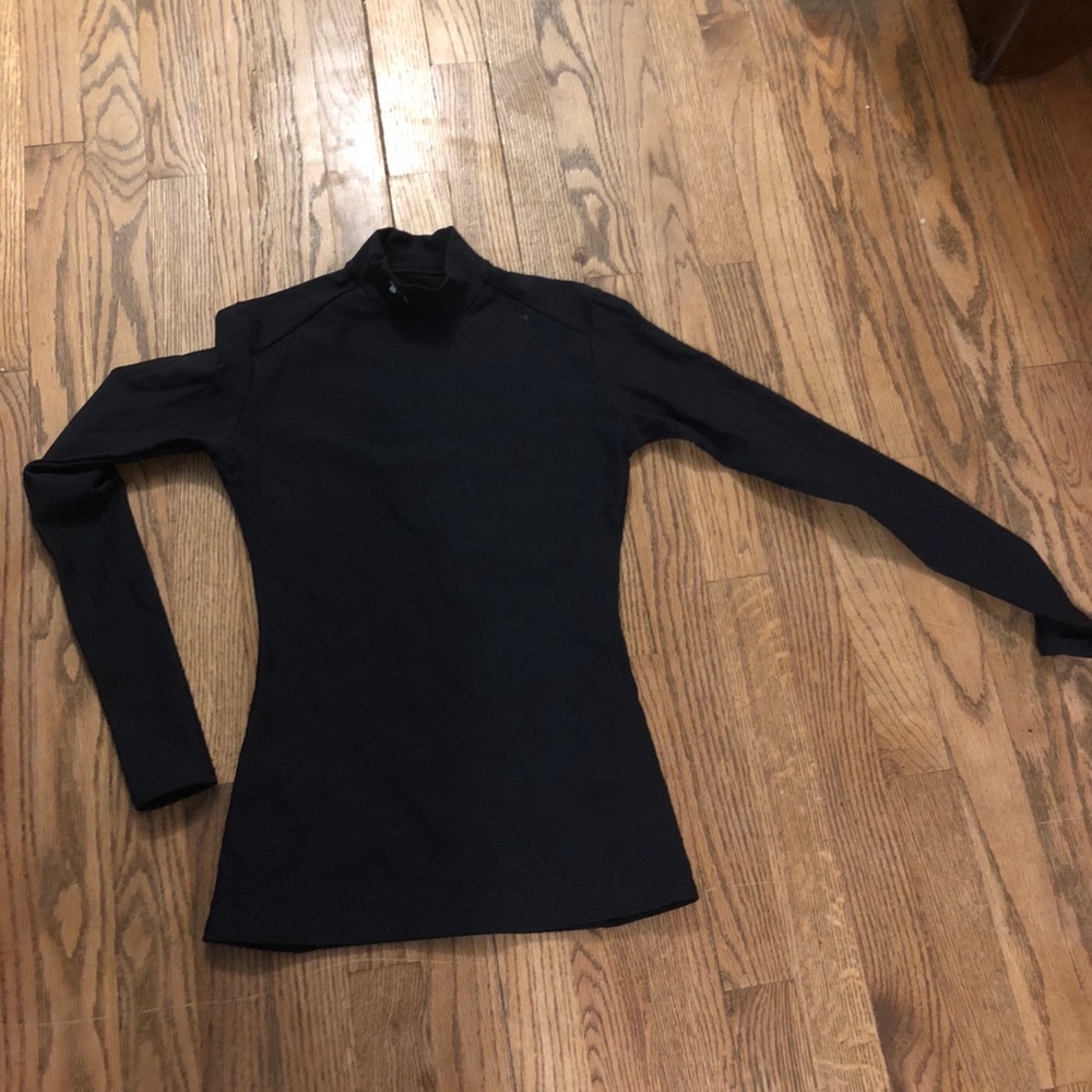 kids large / Women’s Small Under Armor Heat Gear